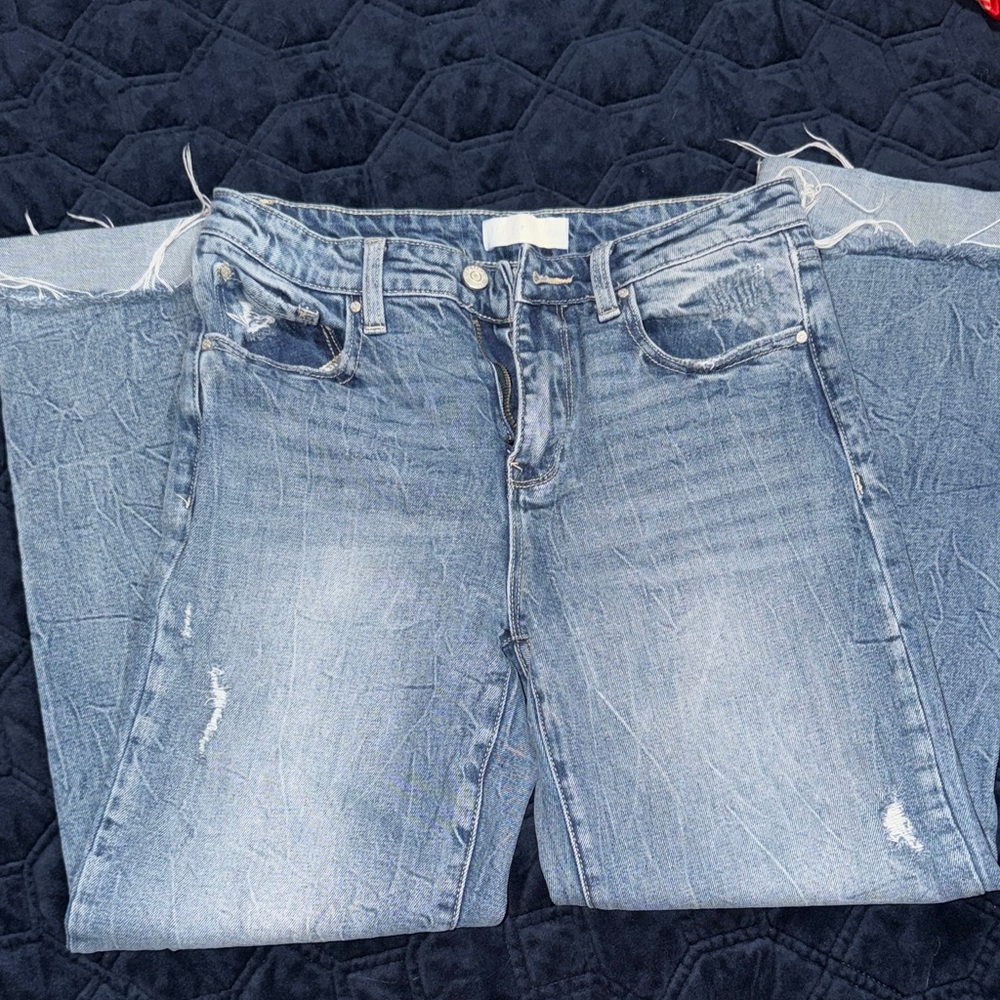 Women's Light Wash Straight Leg Jeans - Distressed Blue